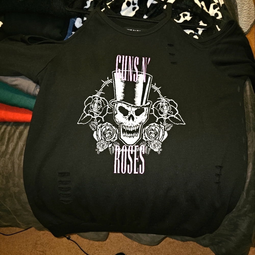 Guns N' Roses Black Graphic Cold Shoulder Cut Out Top
